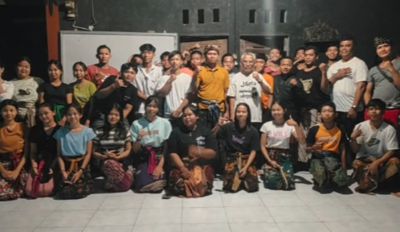 Tingkatkan Sinergitas, Kades Senggigi Hadiri Acara Diskusi Bersama Para Pemuda